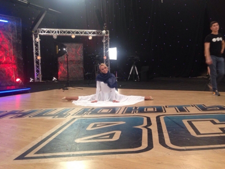 Кременчужанка продолжает покорять проект «Танцюють всі». На этот раз – с таксистом