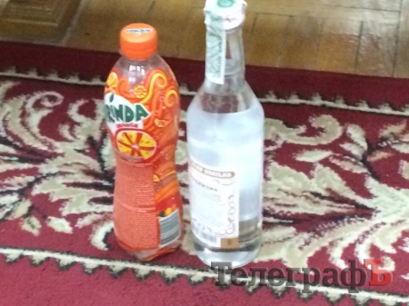 Харченко и Михайленко принесли в мэрию водку