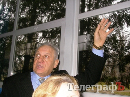 Школа №28: куда пошли 174 тыс грн, выделенные на замену окон