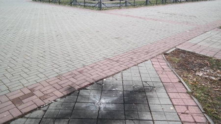 Под полтавским монументом Славы что-то подгорело