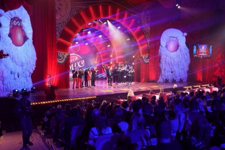 Сборная Кременчуга «Лукас» дошутилась до «бронзы» в финале «Лиги Смеха»