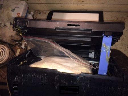 В Кременчуге бывший налоговик занимался контрабандой наркотиков из Китая