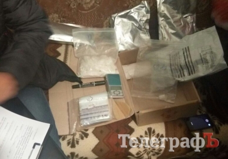 В Кременчуге бывший налоговик занимался контрабандой наркотиков из Китая