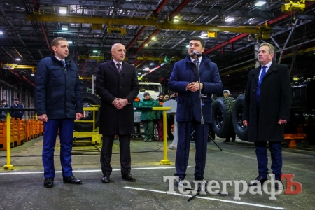 Владимир Гройсман в Кременчуге пообещал поддержку отечественному машиностроению