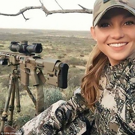 Красота спасёт мир: британский таблоид в восторге от украинок-военных