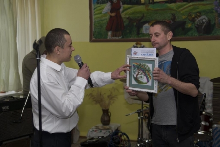 Не для поціновувачів літератури: #ПСИховані Жадан і Собаки порвали Кременчук