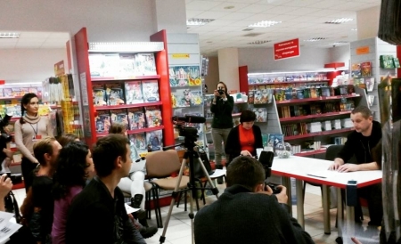 Не для поціновувачів літератури: #ПСИховані Жадан і Собаки порвали Кременчук