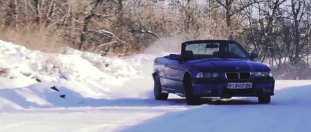 Jonny Kabina показал, как и где правильно дрифтить Jonny Kabina показал, как и где правильно дрифтить