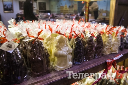 «Львівська майстерня шоколаду» у Кременчуці «підсолодила» життя вимушених переселенців