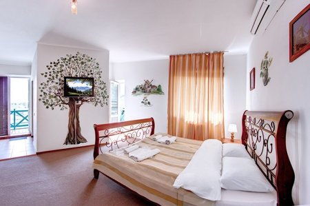 Встречаемся в новогоднюю ночь в резиденции Деда Мороза