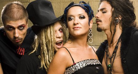 Огоньки, талант-шоу, мюзикл и бокс: что покажут по ТВ на новогодний уикенд