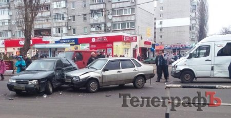 В Кременчуге на Молодежном ДТП: движение транспорта затруднено