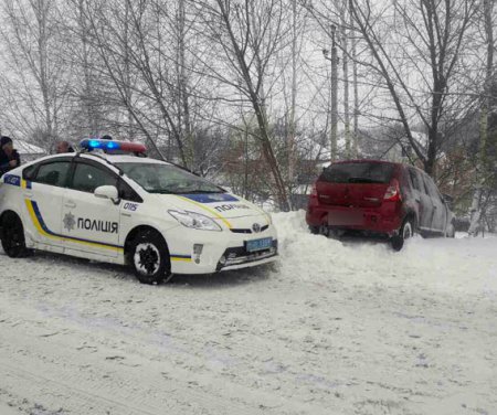 В Кременчуге патрульные преследовали угонщика автомобиля