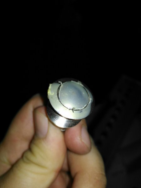 За сутки в Кременчуге одни жильцы спугнули лифтовых вандалов, а другие - не успели