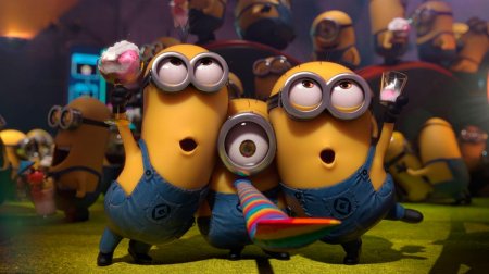 Новый год, на часах 01.00 - время звонить в полицию!