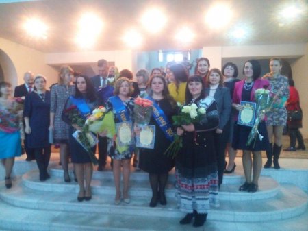 Знайомтесь - кращі учителі Полтавщини Знайомтесь - кращі учителі Полтавщини