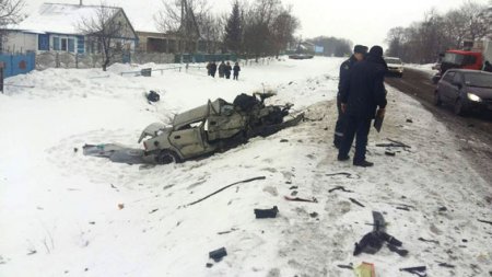 На Полтавщине легковушка въехала «в лоб» грузовику: один человек погиб, один в больнице