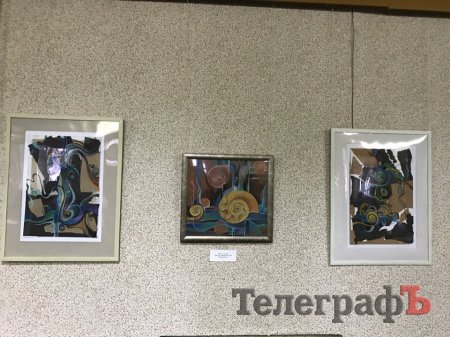 «Батл» у галереї: одночасно дві художниці з учнями конкурують за увагу кременчужан