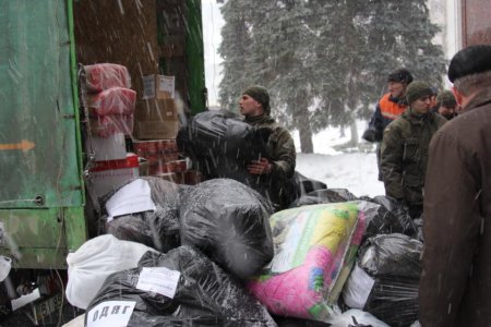 «Когда разгружались, уже стояла очередь», – собранная кременчужанами помощь уже в Авдеевке