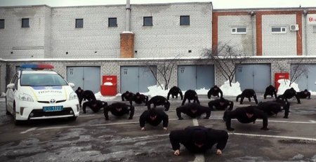 Малецкий отказался отжиматься 22 раза на камеру