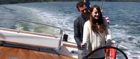 «Відшмагай мене!»: почти рецензия от «Ъ» на «50 оттенков темного»