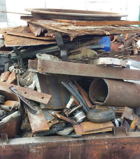 21-річний кременчужанин влаштував незаконну точку прийому металу