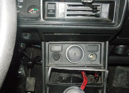 У Кобеляках 19-річний хлопець вкрав ВАЗ із гаража редакції газети