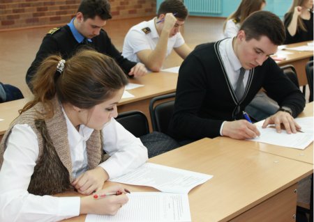 Курсанты Кременчуга принимают участие в самом престижном студенческом конкурсе Украины