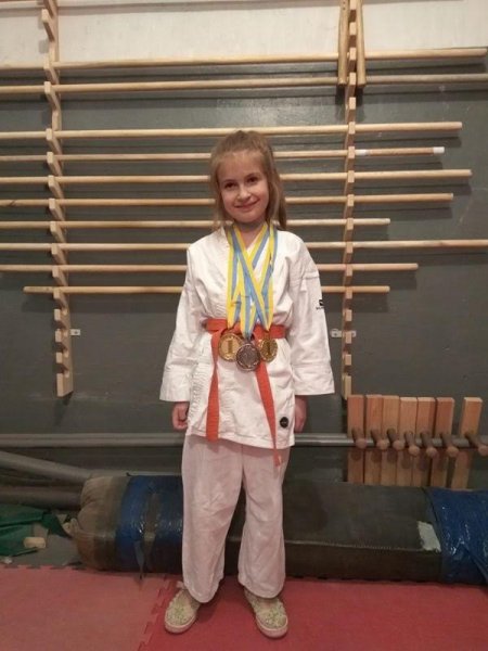 Кременчуцькі каратисти на змаганнях взяли 4 золота, 2 срібла та 3 бронзи