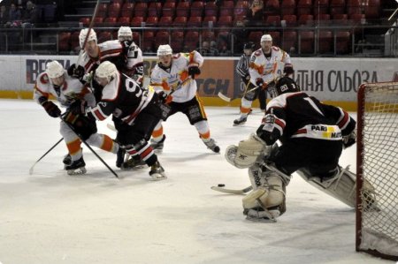 ХК «Кременчук» – перший фіналіст плей-офф Української хокейної ліги