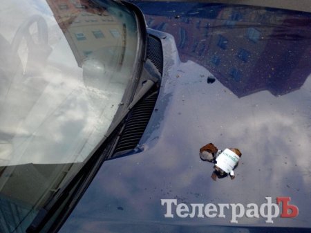 Кременчужанке на ходу разбили лобовое стекло в авто... бутылкой «Корвалола»