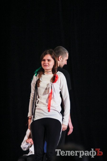 Кременчужанам рассказали тёплые сказки, герои которых всё время умирают