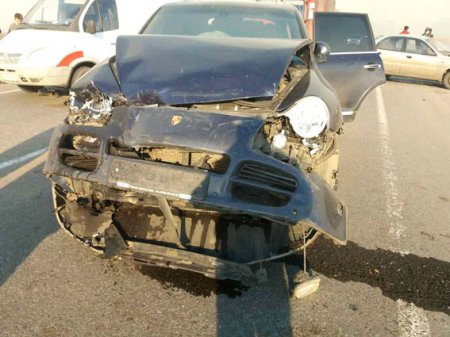 На Полтавщине на трассе из-за задымленности столкнулось 7 автомобилей На Полтавщине на трассе из-за задымленности столкнулось 7 автомобилей