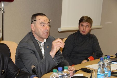 У Кам'яних Потоках з'явиться стадіон зі штучним покриттям