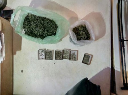 У кременчужанина в квартире нашли полкилограмма расфасованной «травки»