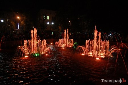 Фонтан в сквере Бабаева заработает в «чистый четверг»