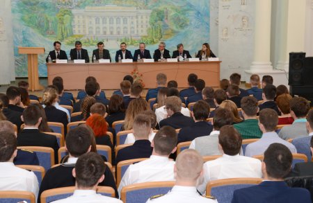 Два курсанта Кременчугского летного колледжа выиграли поездку во Францию на Ле Бурже