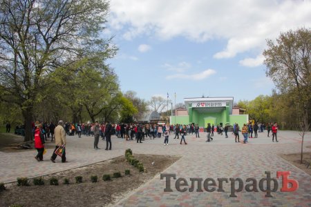 Кременчугская молодежь вычистила 3 городских парка