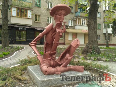 У Кременчуці відновили скульптуру Дон Кіхота