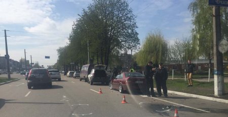 ДТП в Кременчуге: BMW зацепил ГАЗель, которая влетела в скутер
