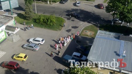 Фотофакт: кришнаиты вернулись на улицы Кременчуга