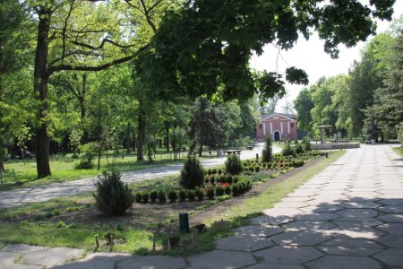 У парку «Крюківський» до кінця року з'явиться дитячий майданчик