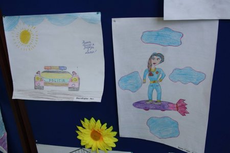 Полиция в будущем глазами детей: в с. Вольная Терешковка прошел конкурс рисунков детворы