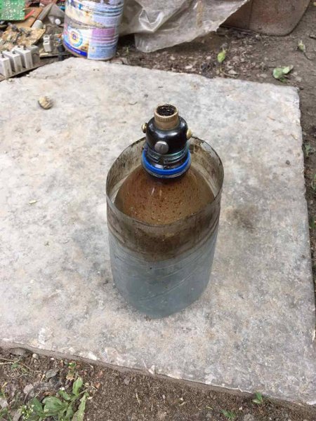 Под Кременчугом у мужчины изъяли наркотики и самодельную взрывчатку