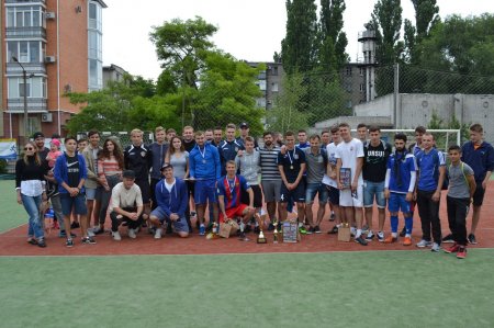 «Екзотичні Кенти» - чемпіони турніру з тенісболу