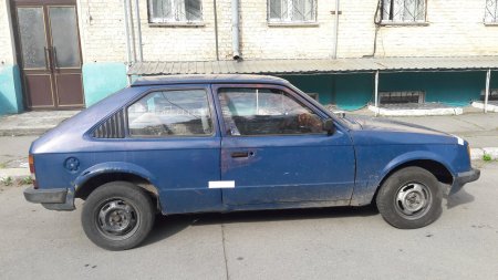 Кременчужане угнали машину со стоянки эвакуатором