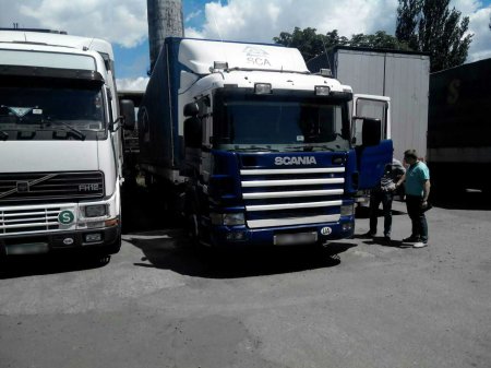 В Кременчуге водителя задавил собственный грузовик