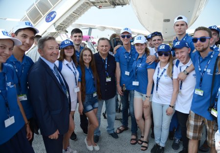 Студенты Кременчуга победили в конкурсе и поехали в Париж