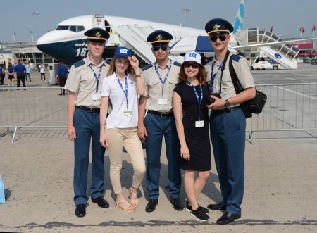 Студенты Кременчуга победили в конкурсе и поехали в Париж
