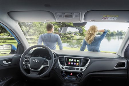 Раздаем подарки за тест-драйв нового Hyundai Accent!